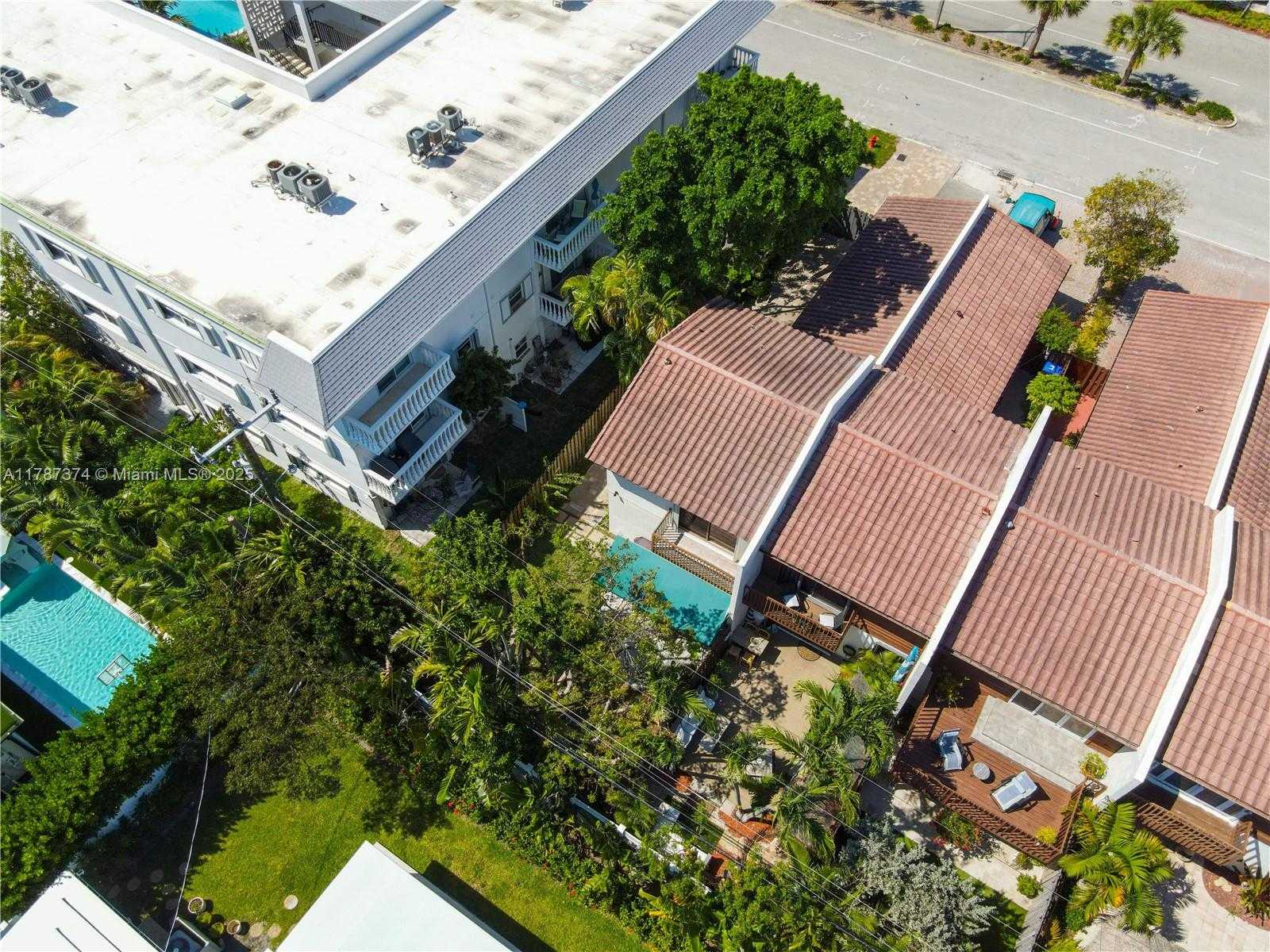 Small Image of 2520 NORTH EAST 9TH ST, Fort Lauderdale Number 44
