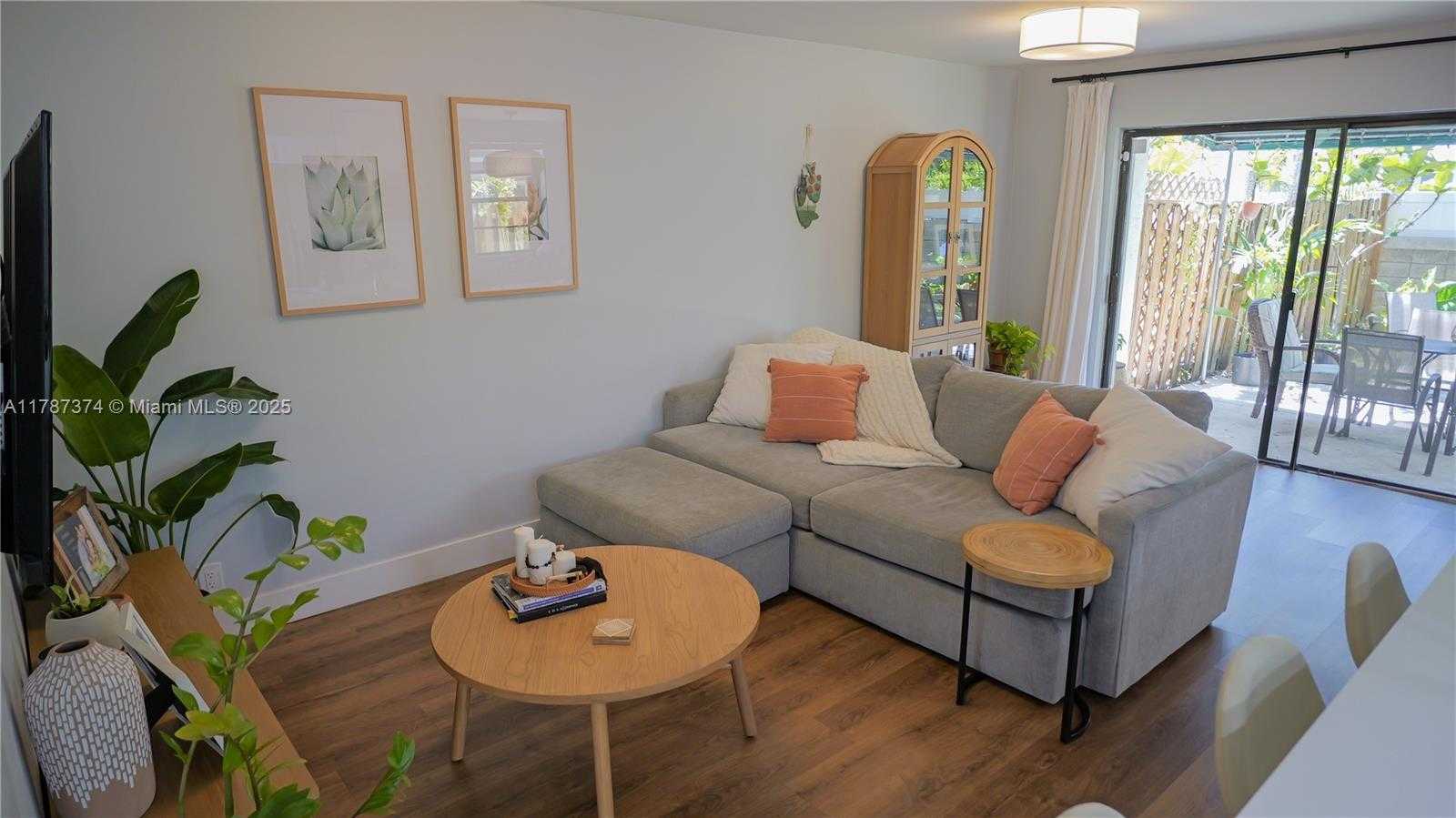 Small Image of 2520 NORTH EAST 9TH ST, Fort Lauderdale Number 6