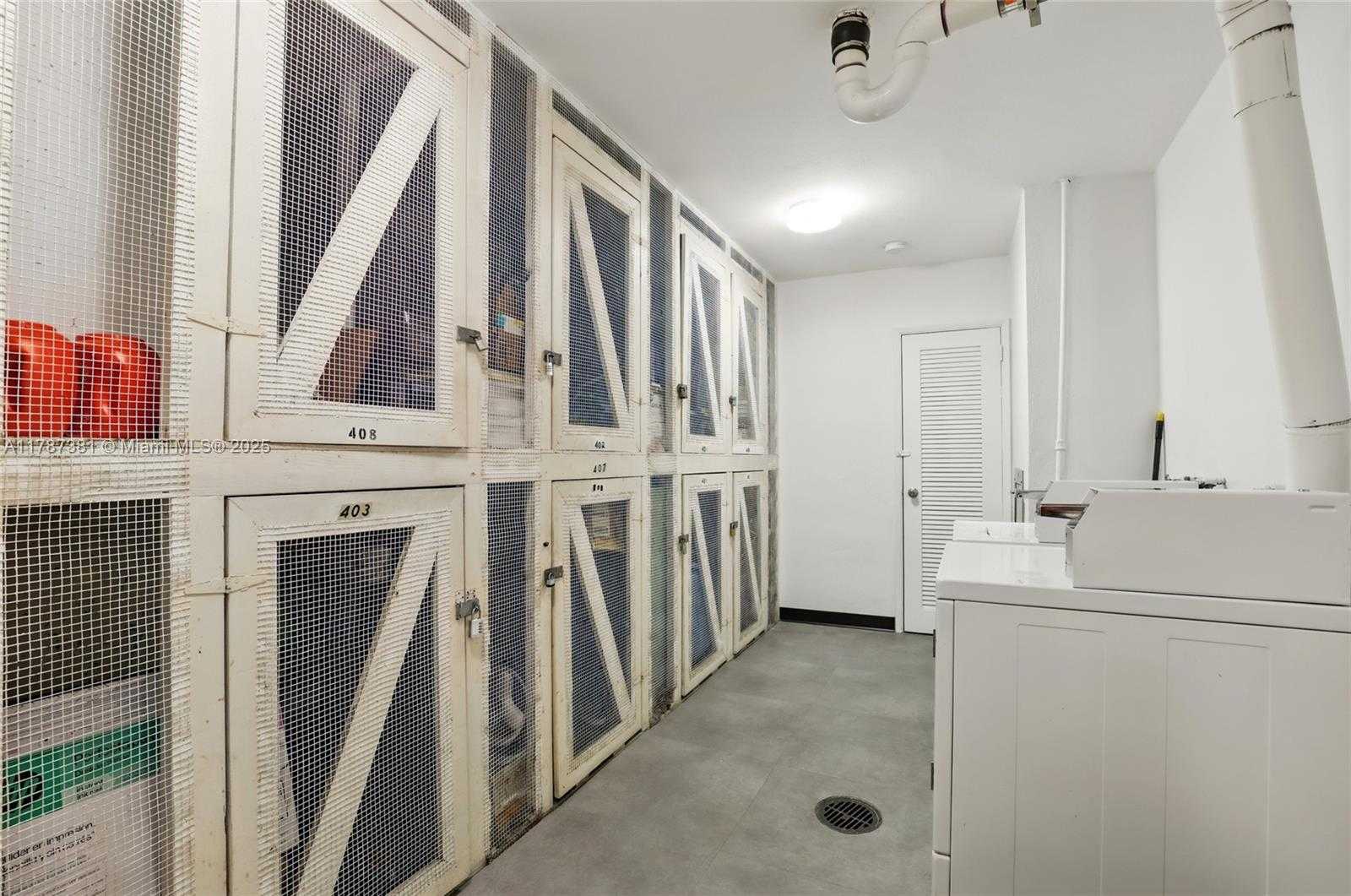 Small Image of 1831 NORTH EAST 38TH ST #402, Oakland Park Number 23