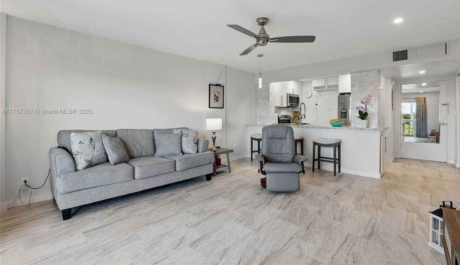 Small Image of 1831 NORTH EAST 38TH ST #402, Oakland Park Number 7