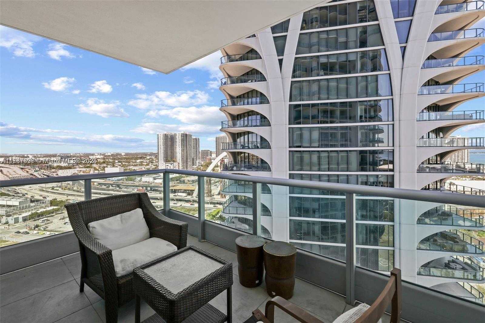 Small Image of 900 BISCAYNE BLVD #2410, Miami Number 10