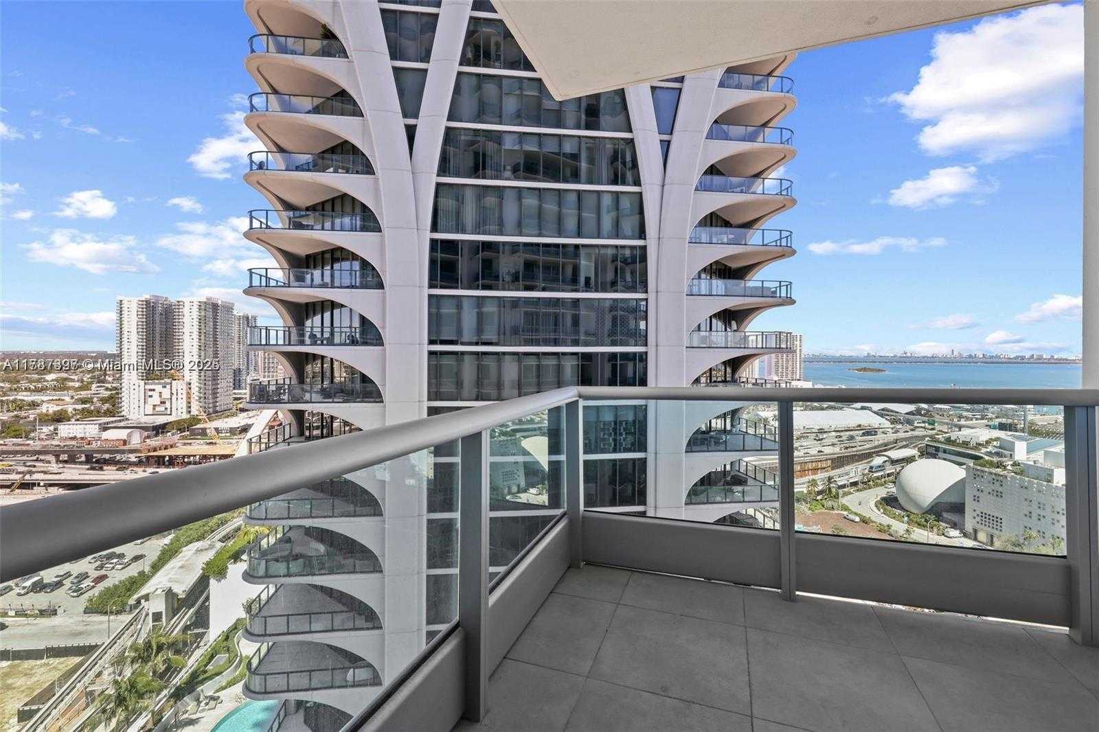 Small Image of 900 BISCAYNE BLVD #2410, Miami Number 12