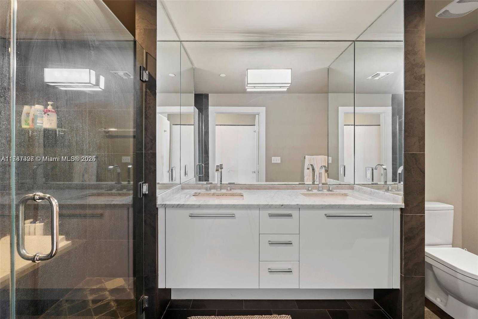 Small Image of 900 BISCAYNE BLVD #2410, Miami Number 15