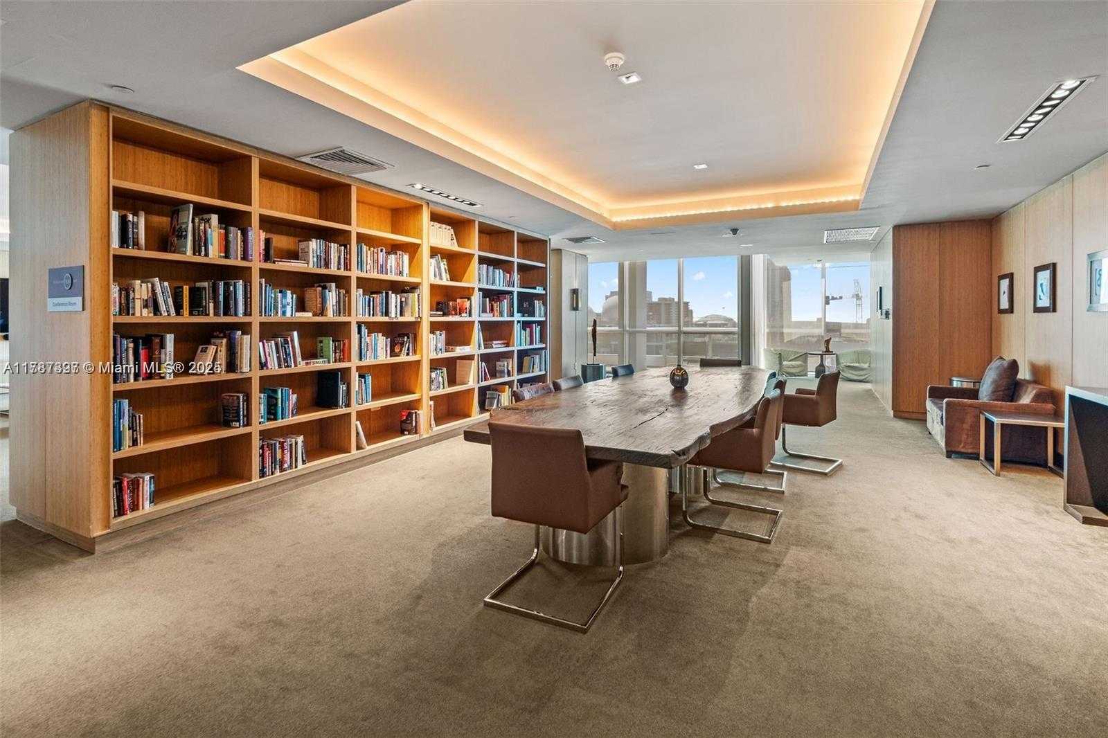 Small Image of 900 BISCAYNE BLVD #2410, Miami Number 27
