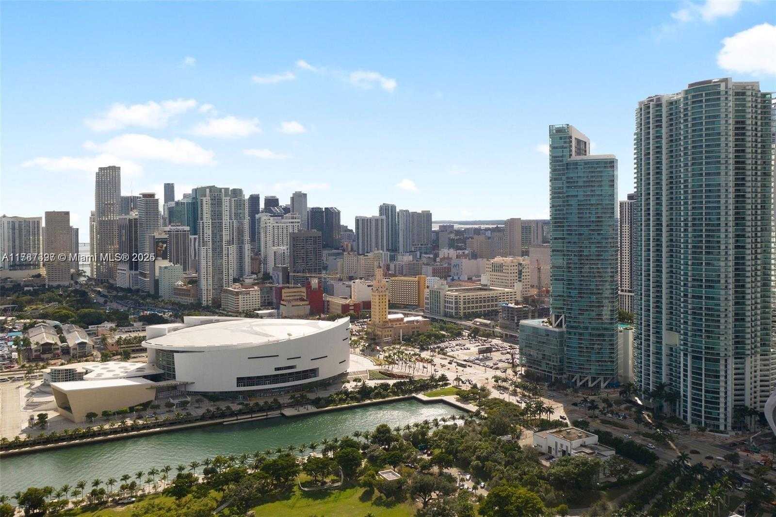 Small Image of 900 BISCAYNE BLVD #2410, Miami Number 38