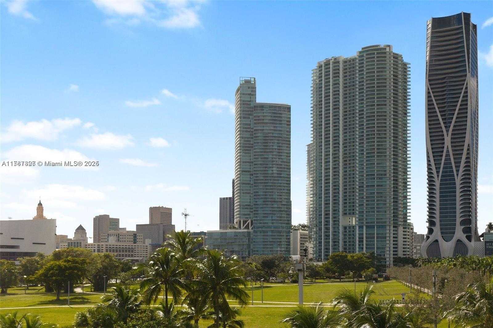 Small Image of 900 BISCAYNE BLVD #2410, Miami Number 40