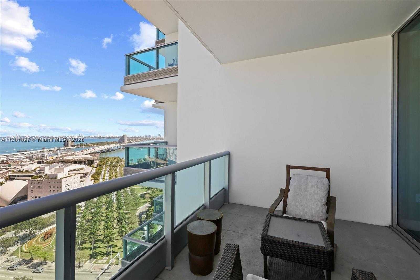 Small Image of 900 BISCAYNE BLVD #2410, Miami Number 9