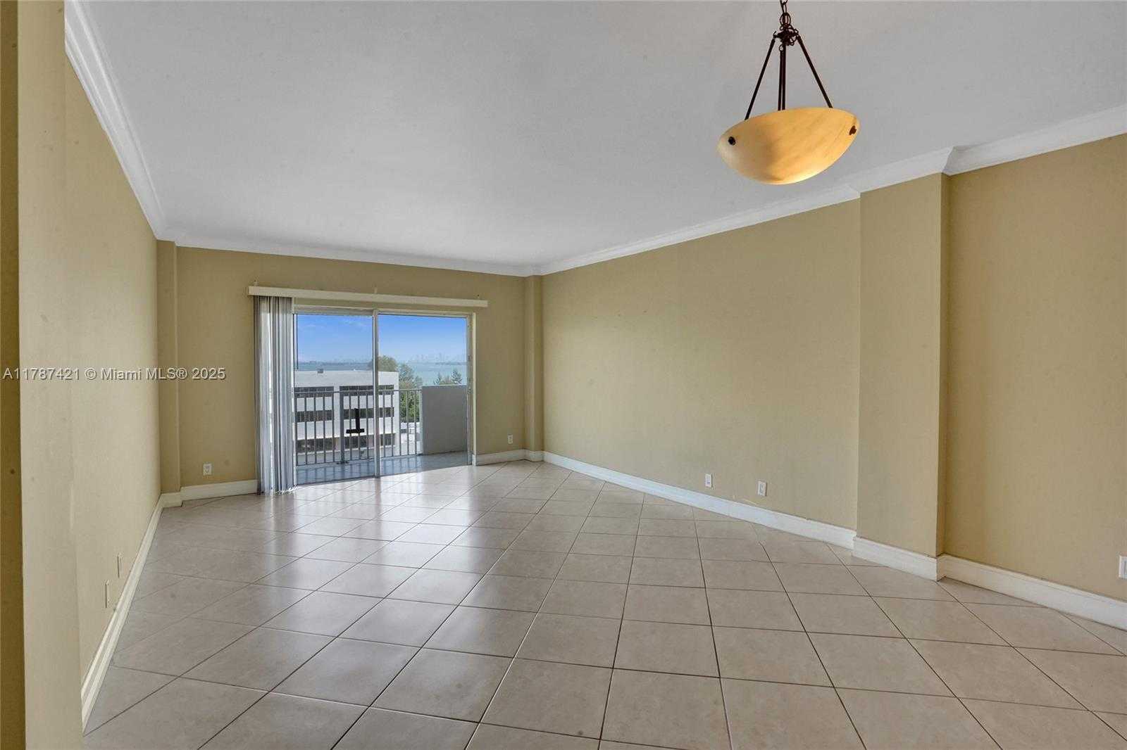 Small Image of 1455 NORTH TREASURE DR #7F, North Bay Village Number 16
