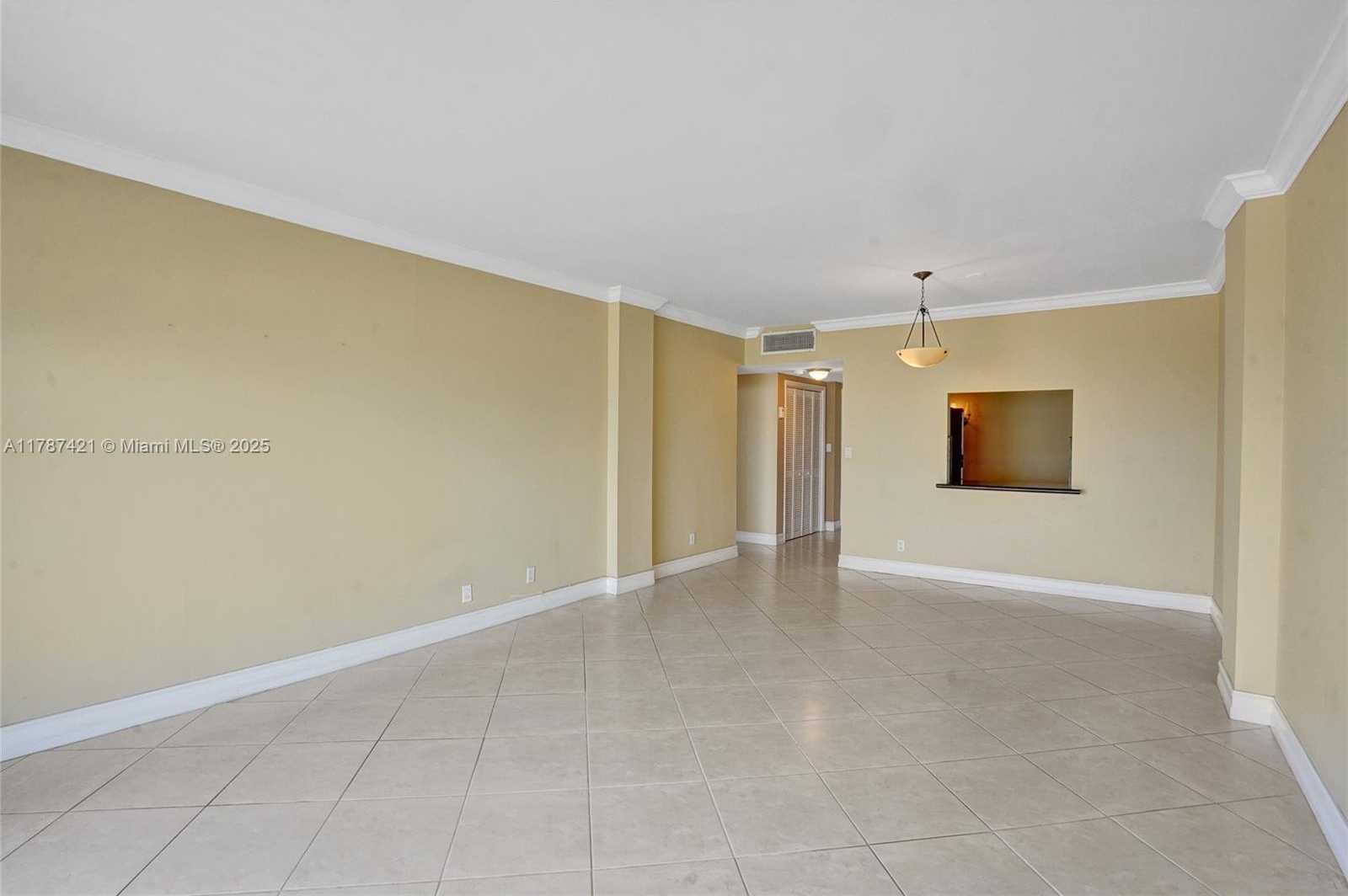 Small Image of 1455 NORTH TREASURE DR #7F, North Bay Village Number 17