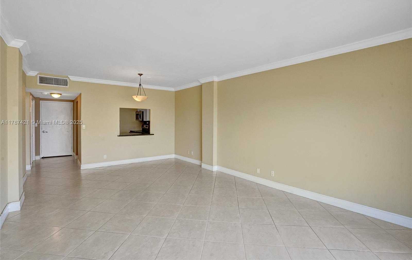 Small Image of 1455 NORTH TREASURE DR #7F, North Bay Village Number 18