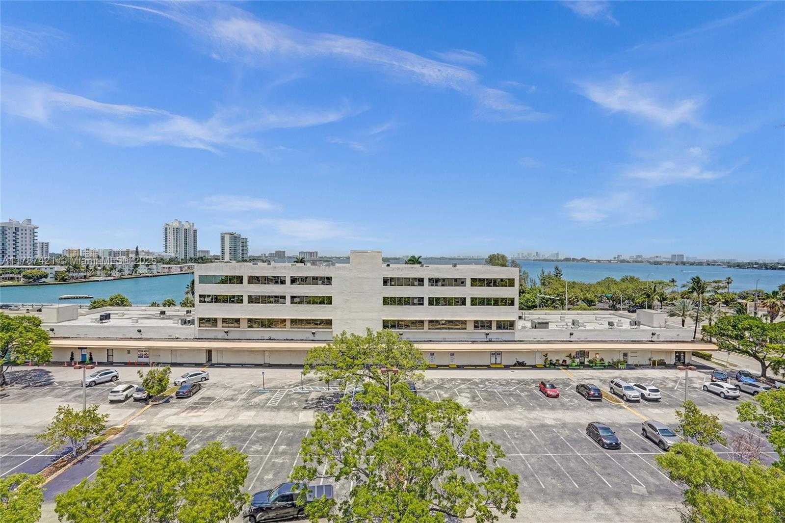 Small Image of 1455 NORTH TREASURE DR #7F, North Bay Village Number 28