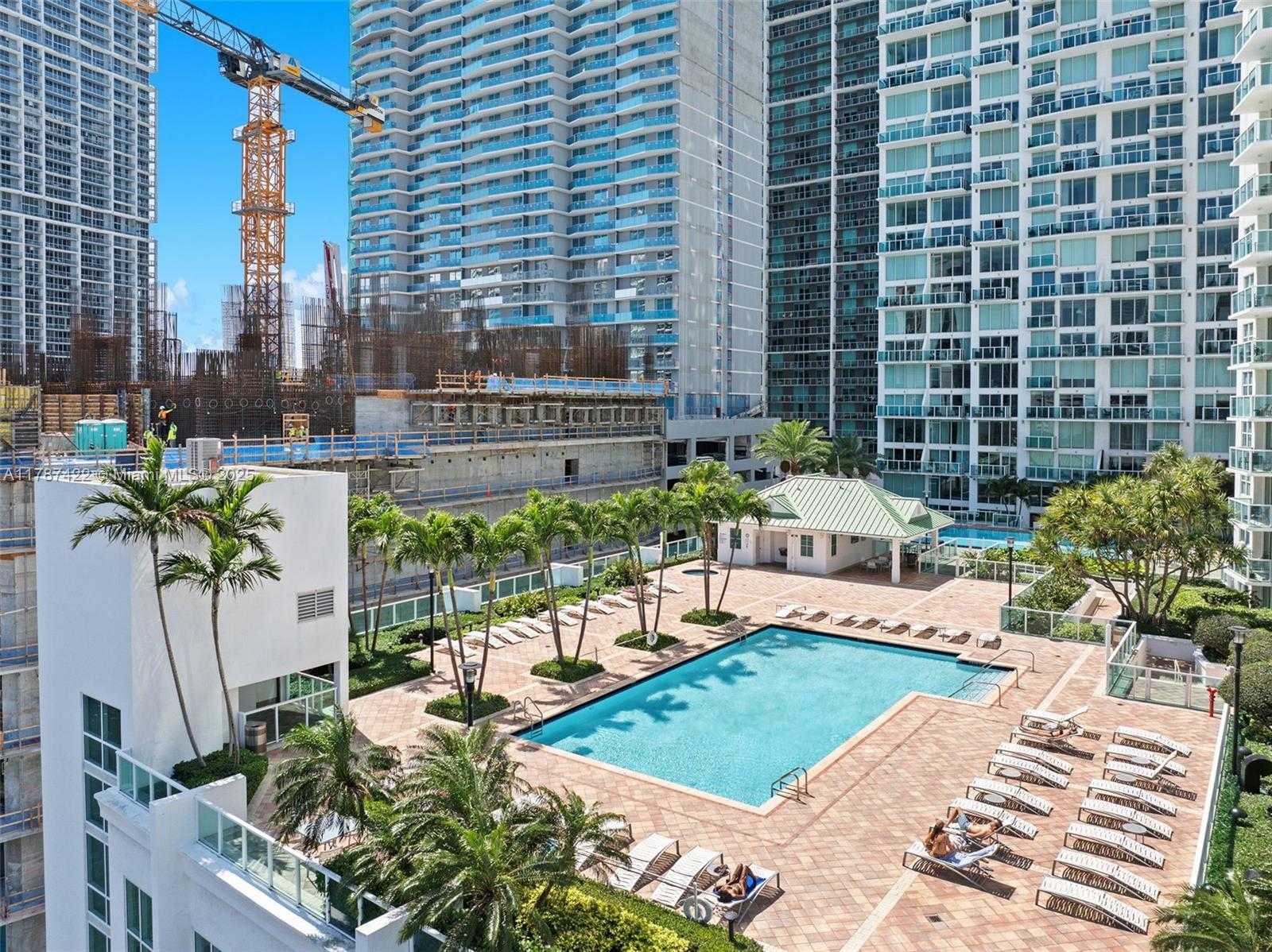 Small Image of 31 SOUTH EAST 5 ST #1009, Miami Number 30