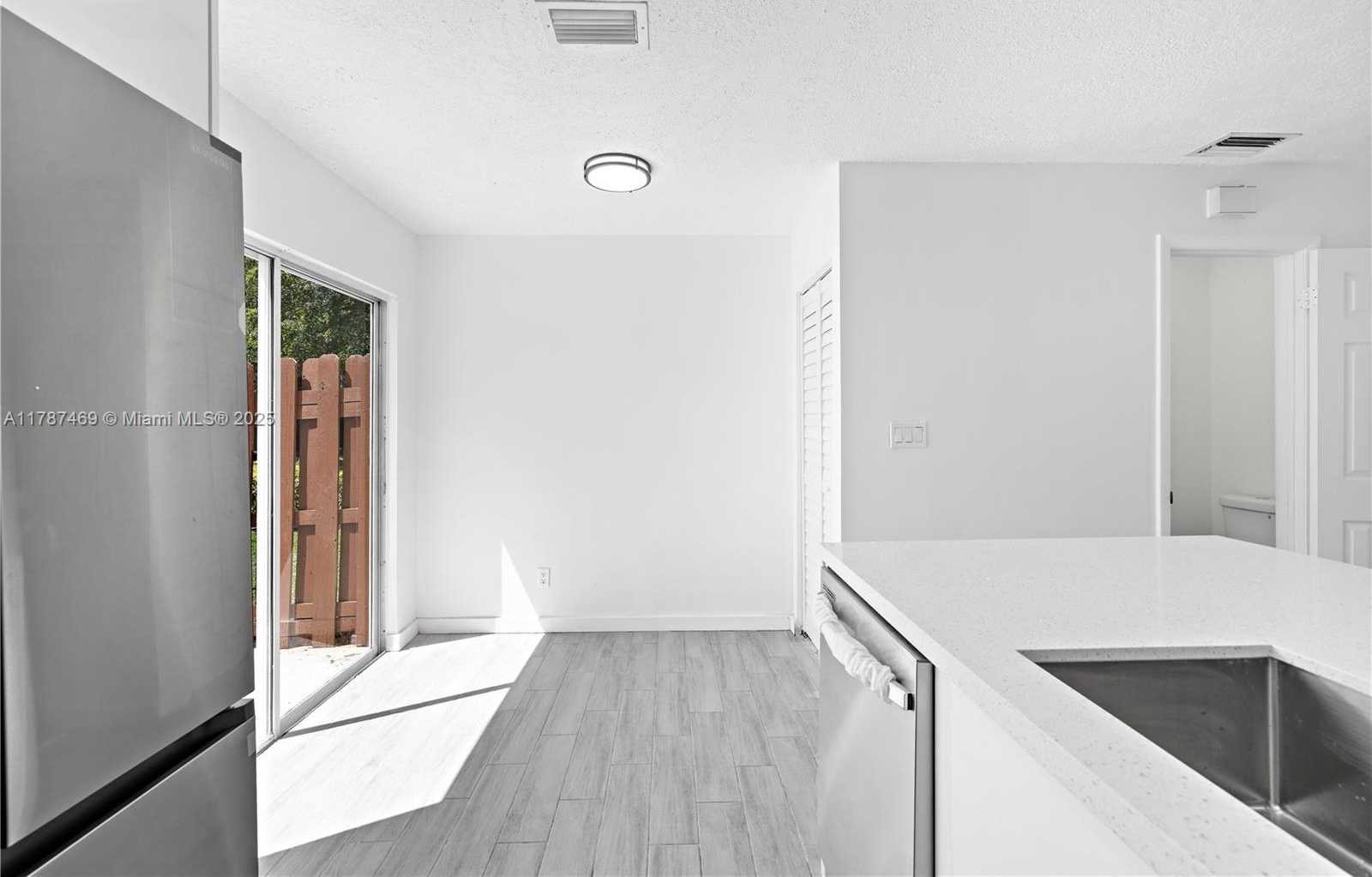 Small Image of 2917 NORTH WEST BELMONT LN #2917, Cooper City Number 24