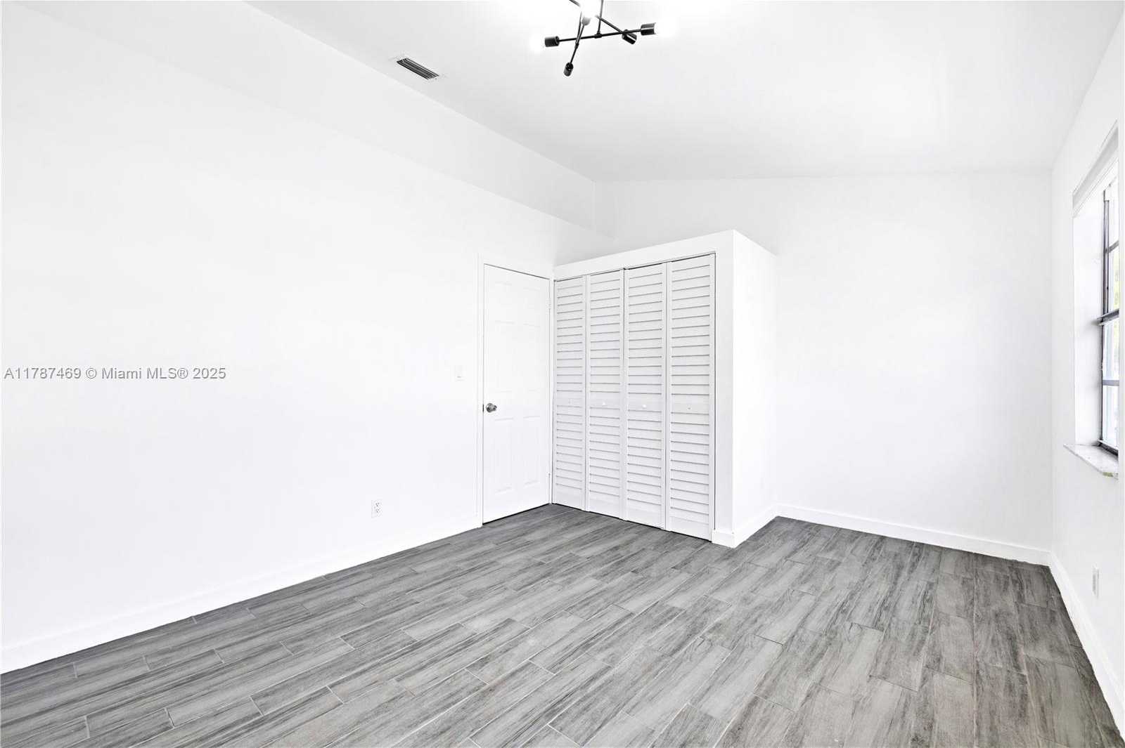 Small Image of 2917 NORTH WEST BELMONT LN #2917, Cooper City Number 32