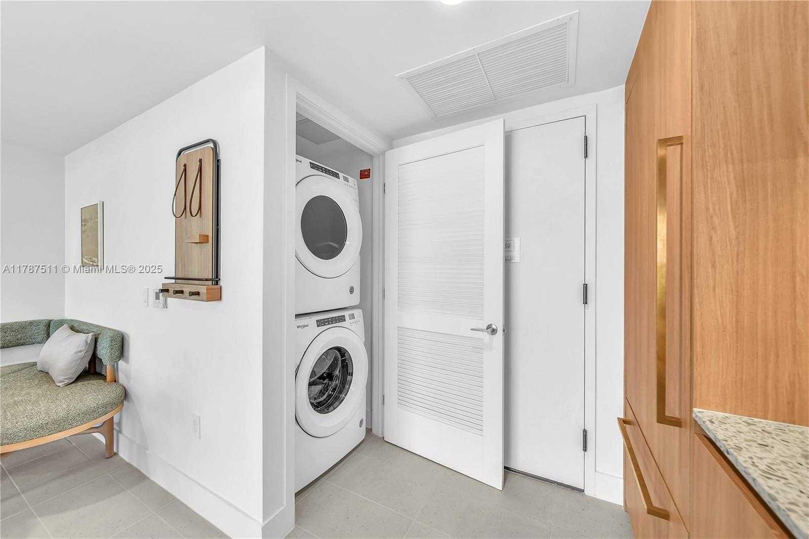 Small Image of 601 1ST AVE #4609, Miami Number 14
