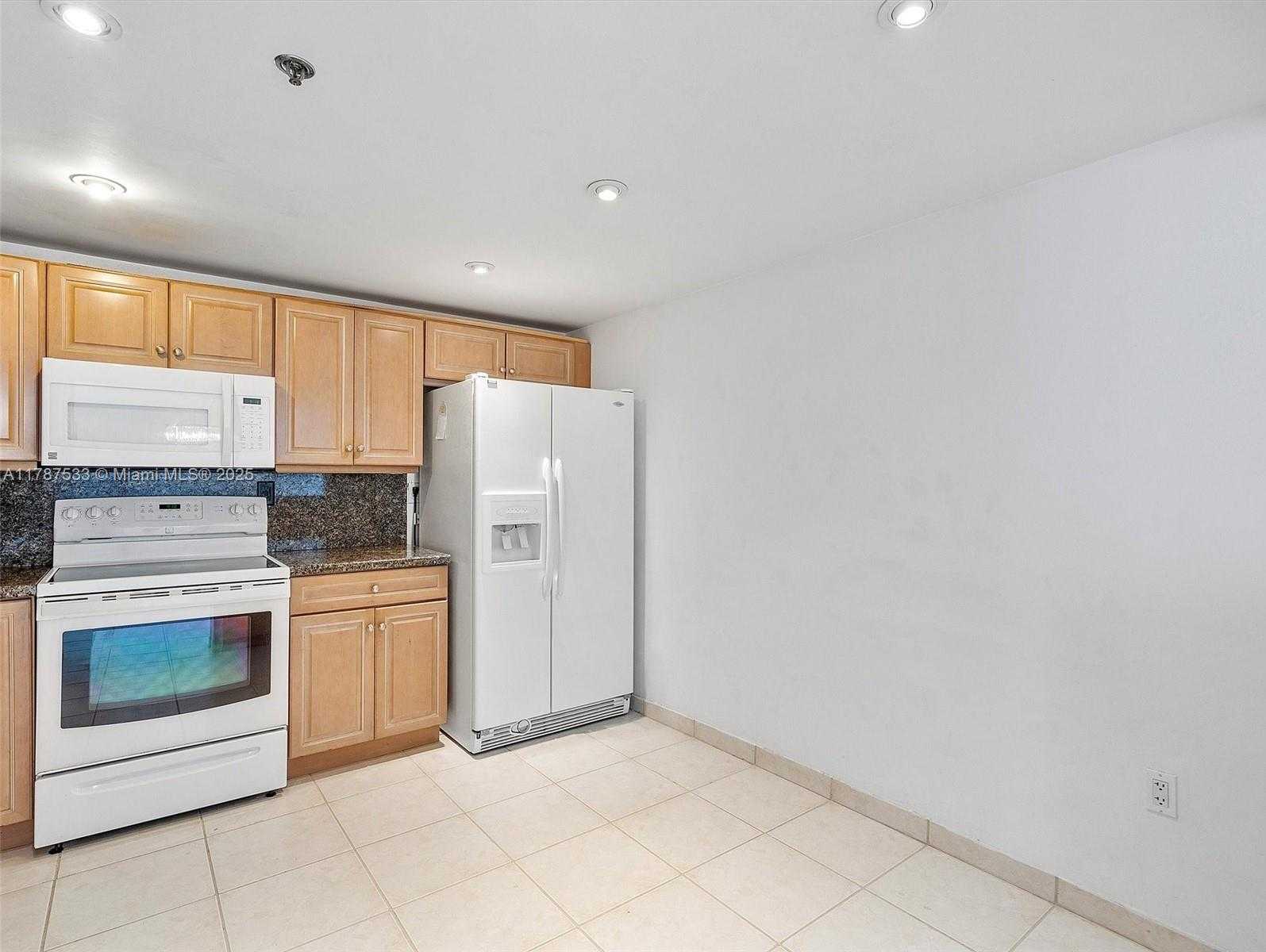 Small Image of 210 174TH ST #2005, Sunny Isles Beach Number 14