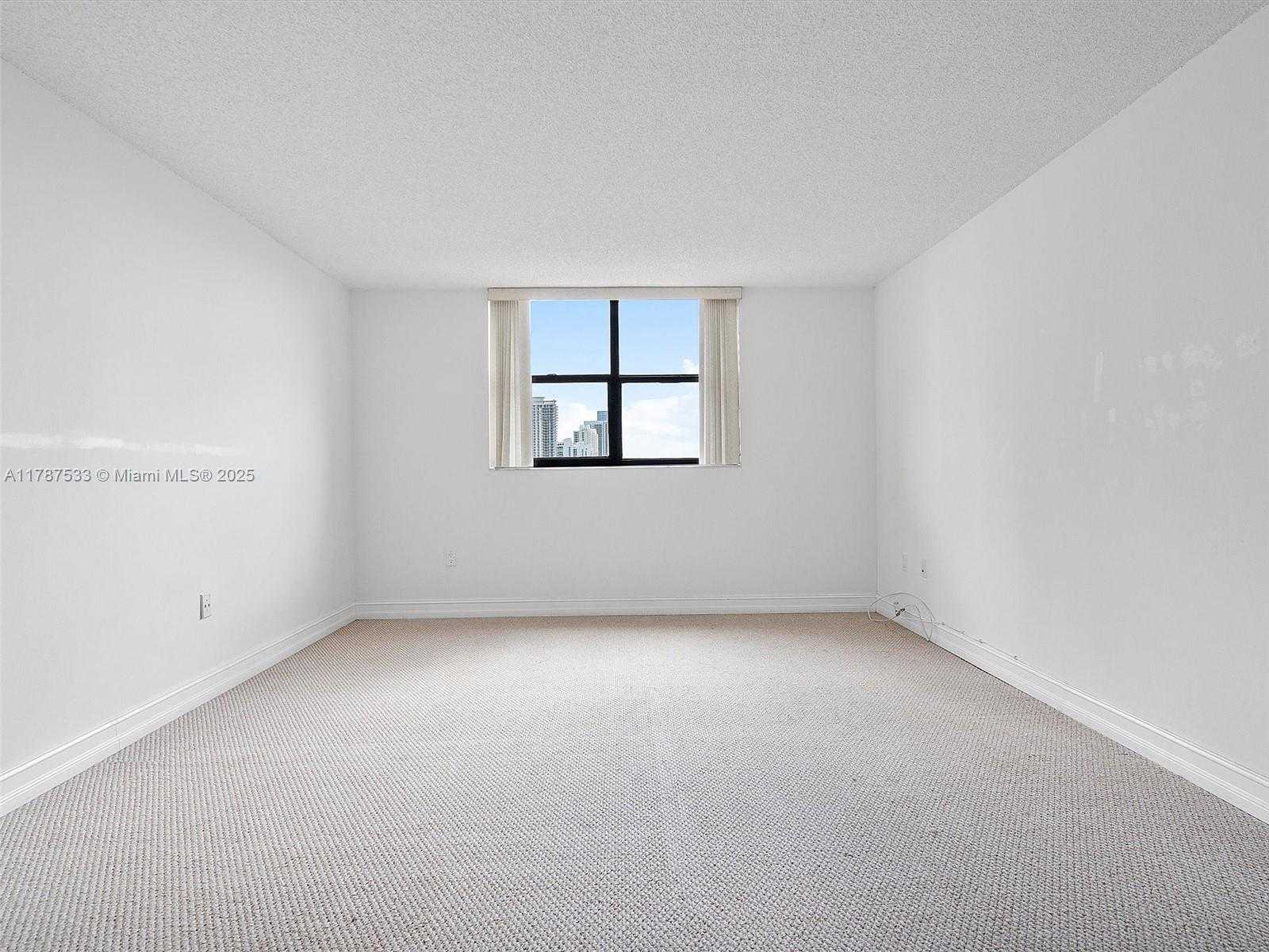 Small Image of 210 174TH ST #2005, Sunny Isles Beach Number 22