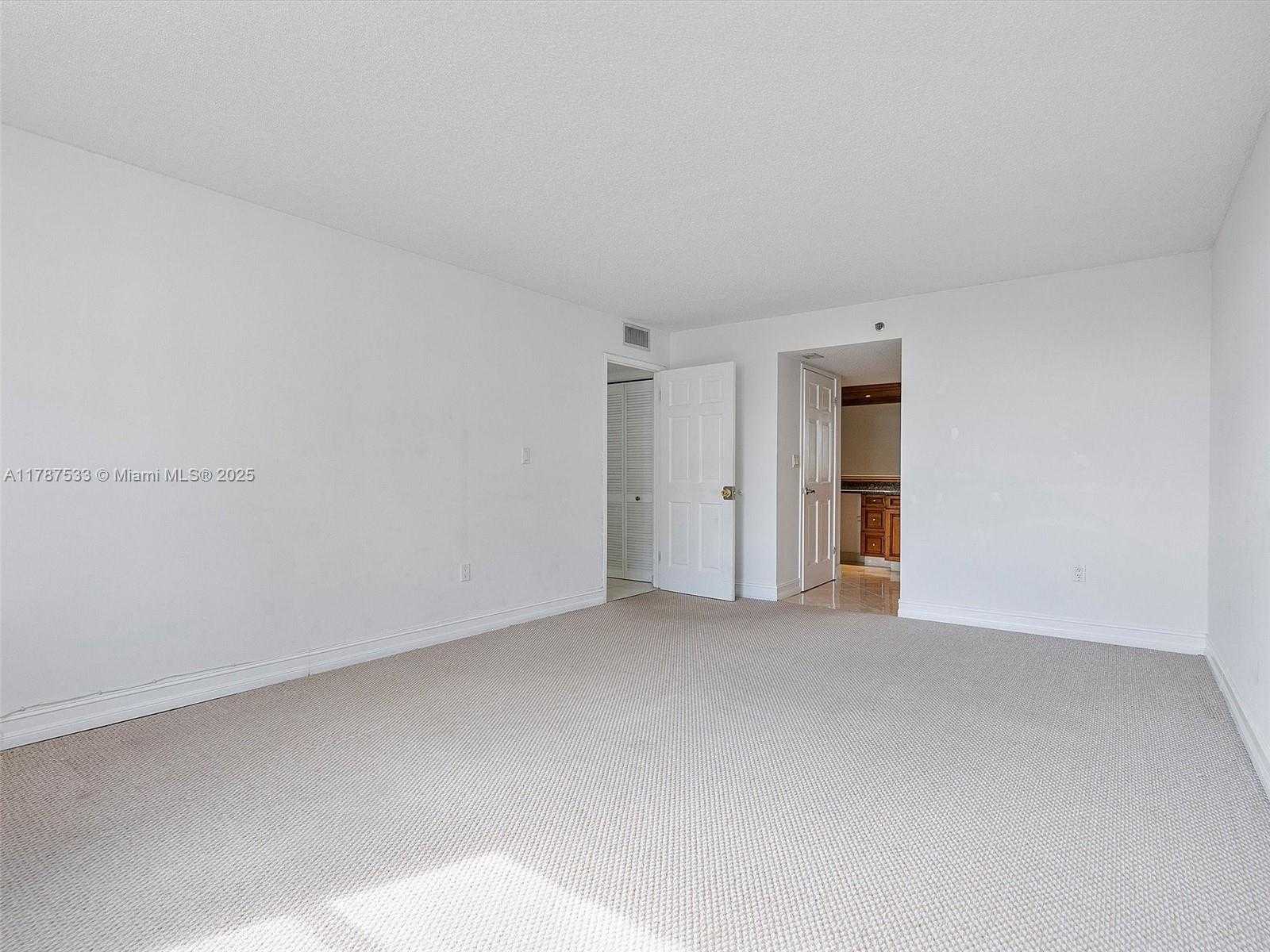 Small Image of 210 174TH ST #2005, Sunny Isles Beach Number 24