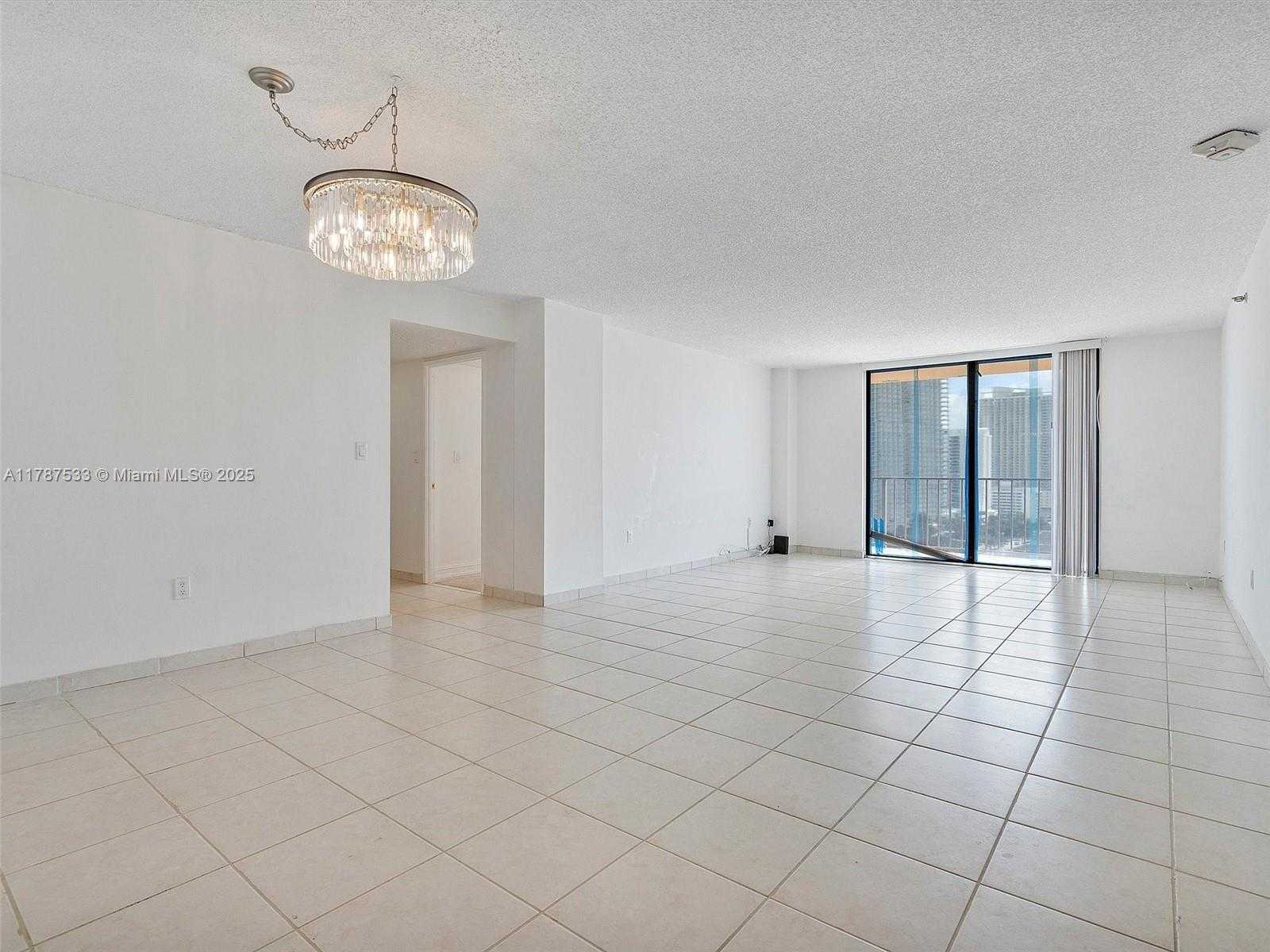 Small Image of 210 174TH ST #2005, Sunny Isles Beach Number 3