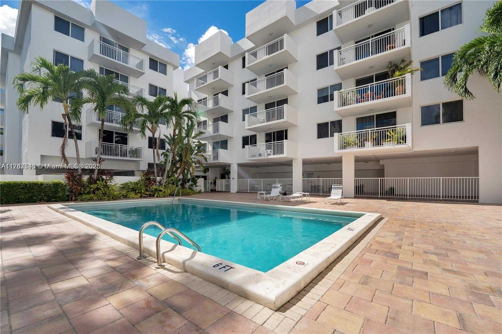 Small Image of 1666 WEST AVE #305, Miami Beach Number 27