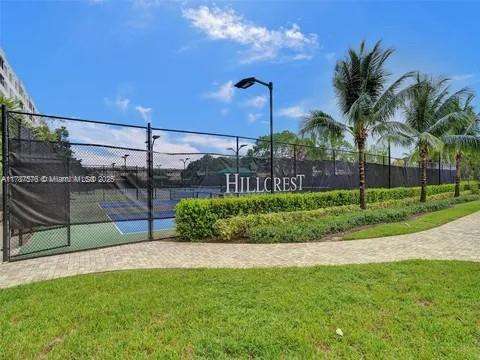 Small Image of 4200 HILLCREST DR #1017, Hollywood Number 23