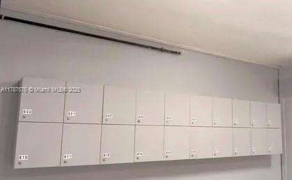 Small Image of 4200 HILLCREST DR #1017, Hollywood Number 45