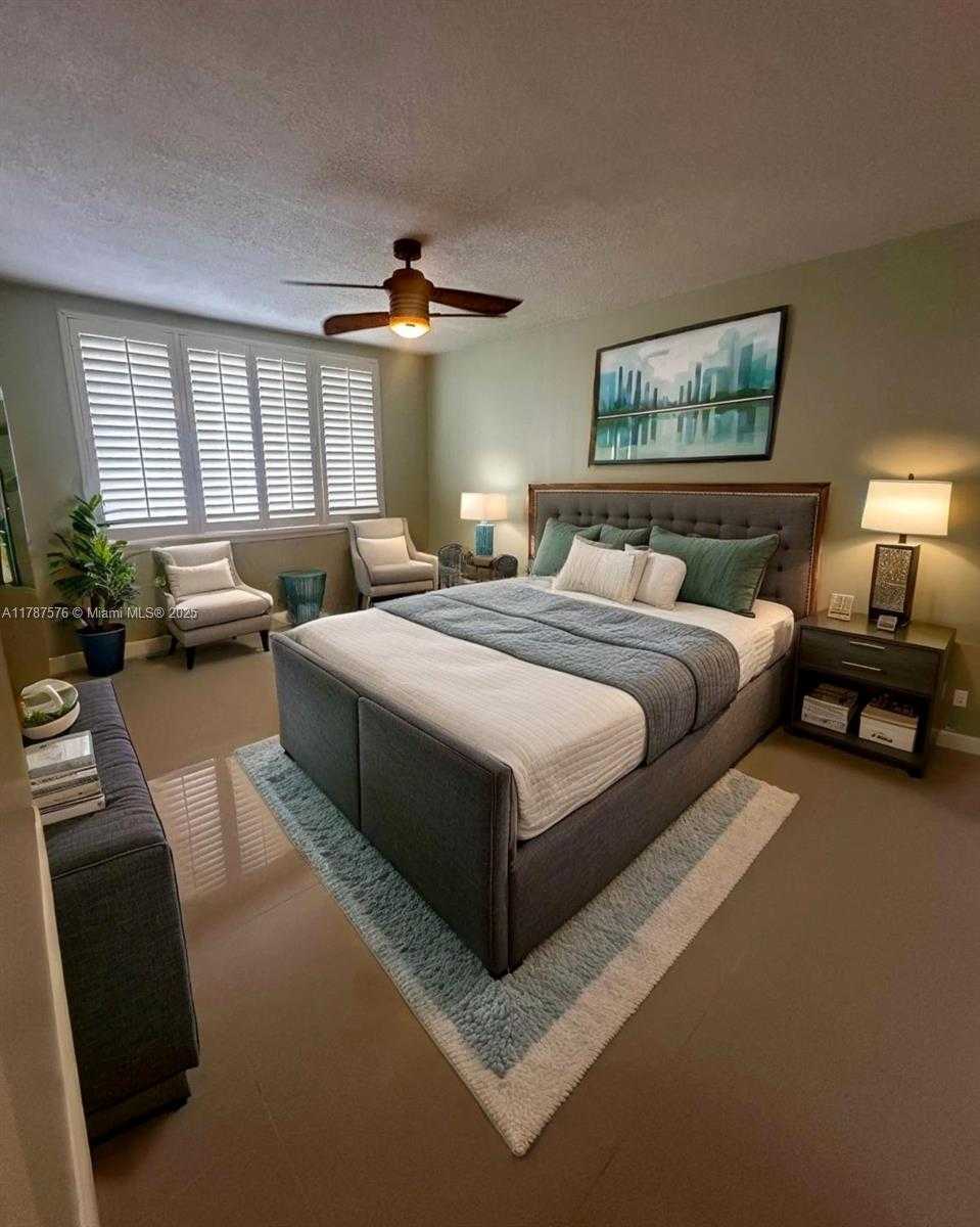 Small Image of 4200 HILLCREST DR #1017, Hollywood Number 6