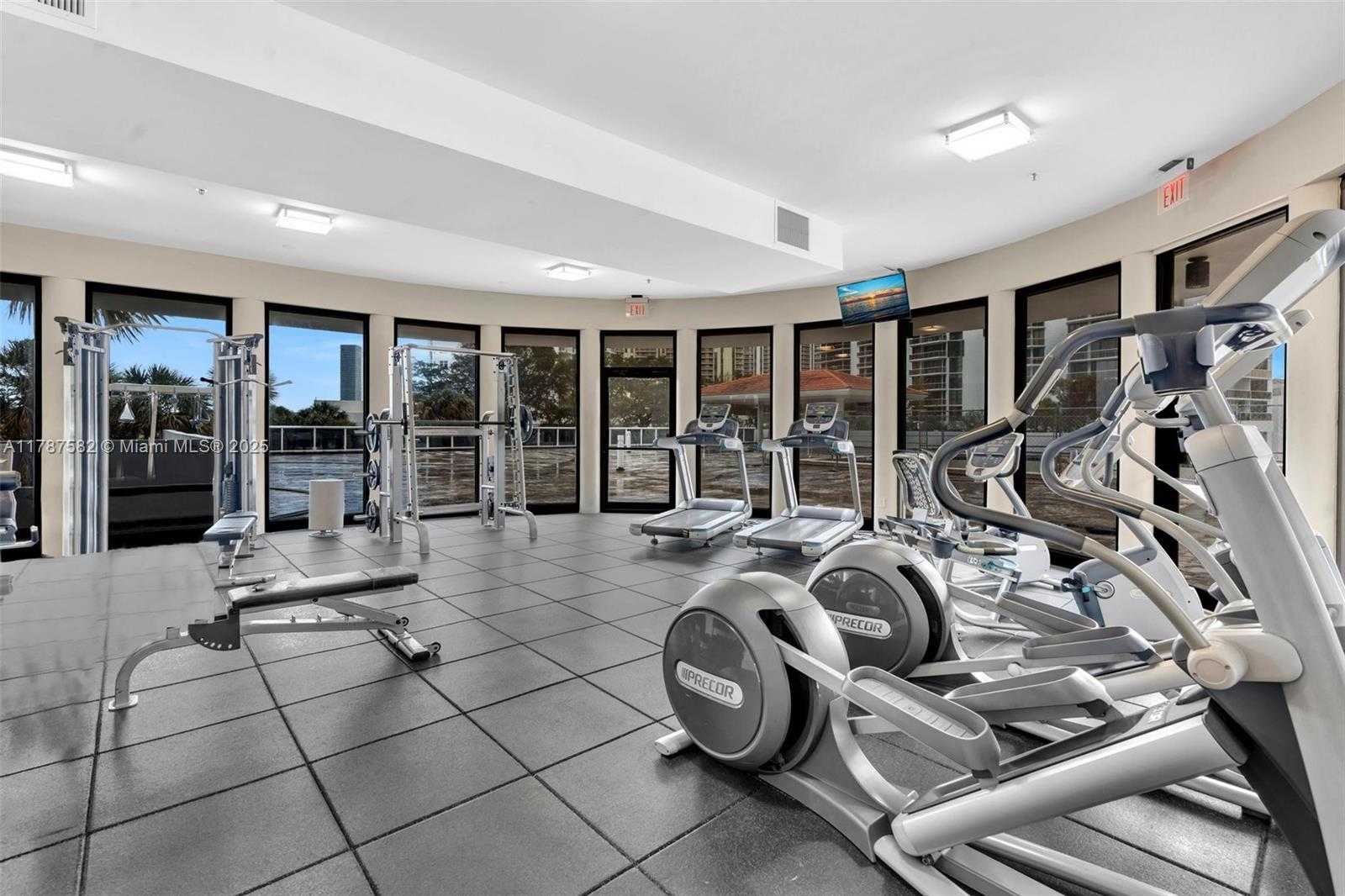 Small Image of 20515 EAST COUNTRY CLUB DR #646, Aventura Number 22