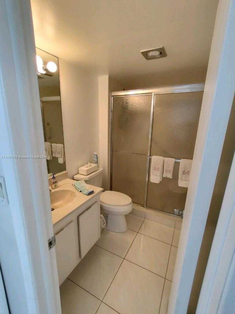 Small Image of 20515 EAST COUNTRY CLUB DR #646, Aventura Number 9