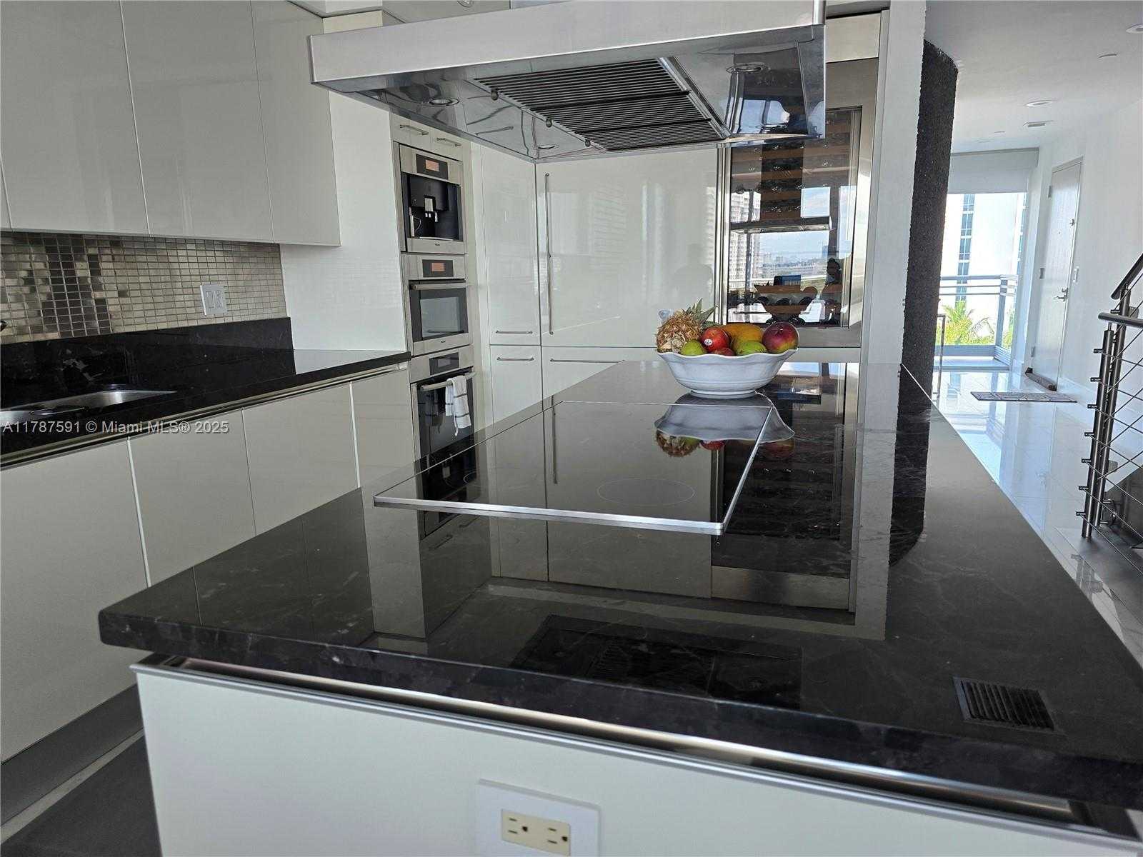 Small Image of 2950 NORTH EAST 188TH ST #501, Aventura Number 27
