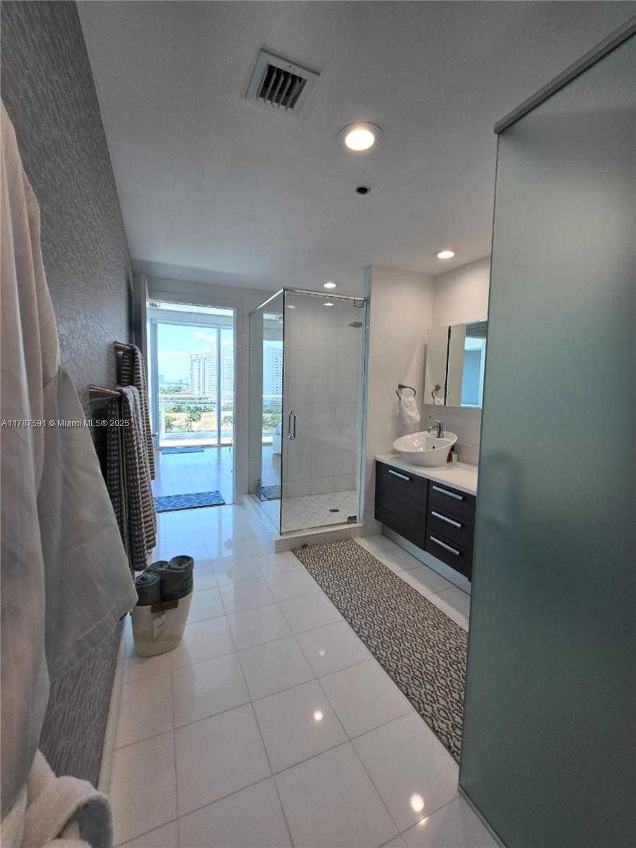 Small Image of 2950 NORTH EAST 188TH ST #501, Aventura Number 37
