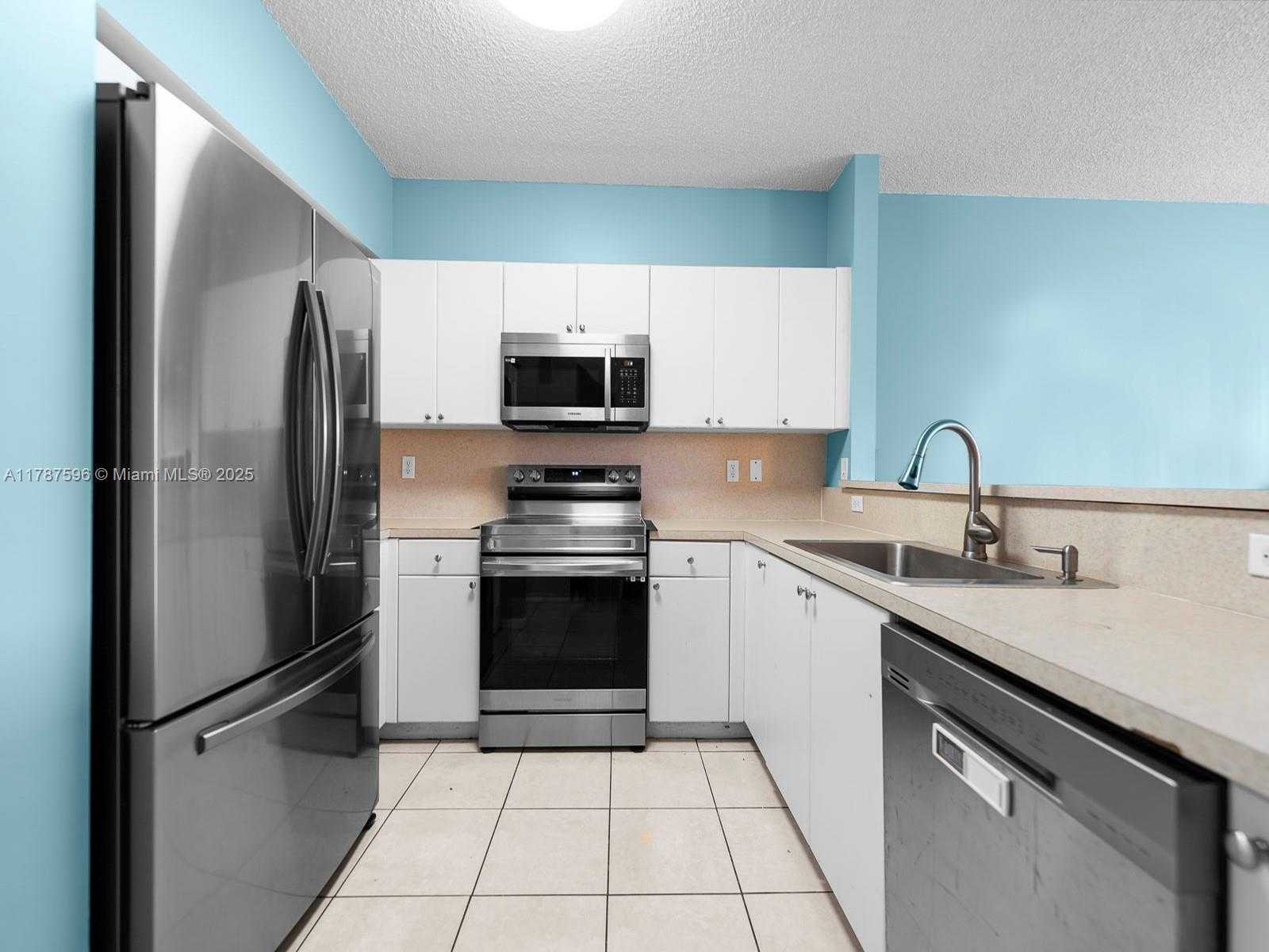 Small Image of 2308 SOUTH EAST 24TH AVE #2308, Homestead Number 10