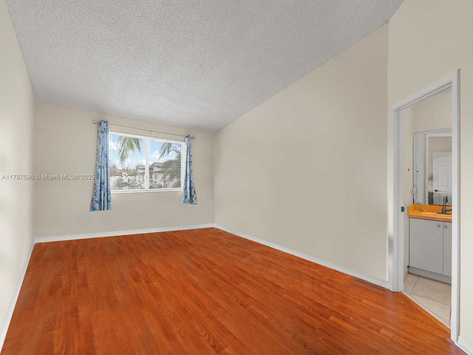 Small Image of 2308 SOUTH EAST 24TH AVE #2308, Homestead Number 17