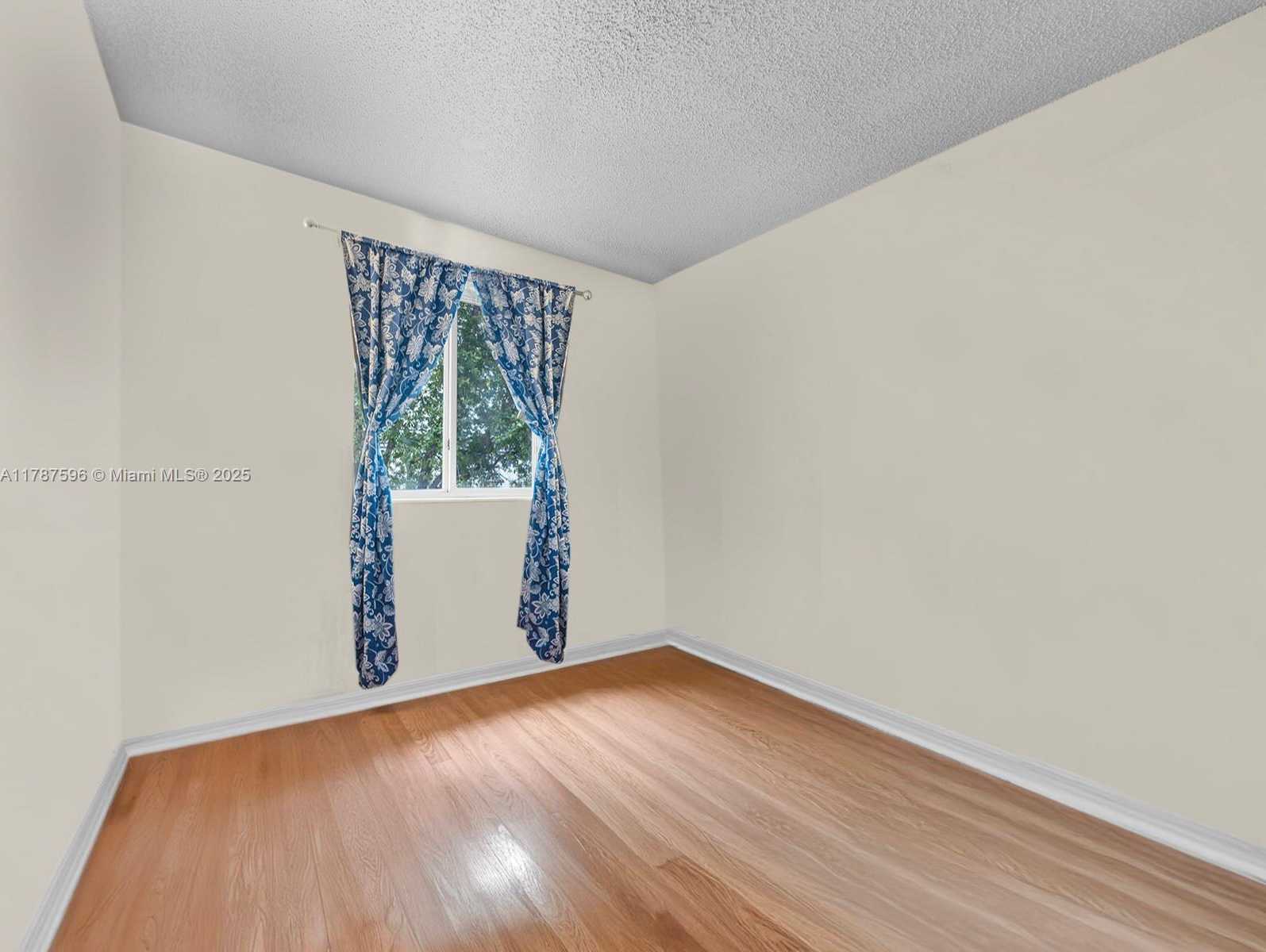 Small Image of 2308 SOUTH EAST 24TH AVE #2308, Homestead Number 22