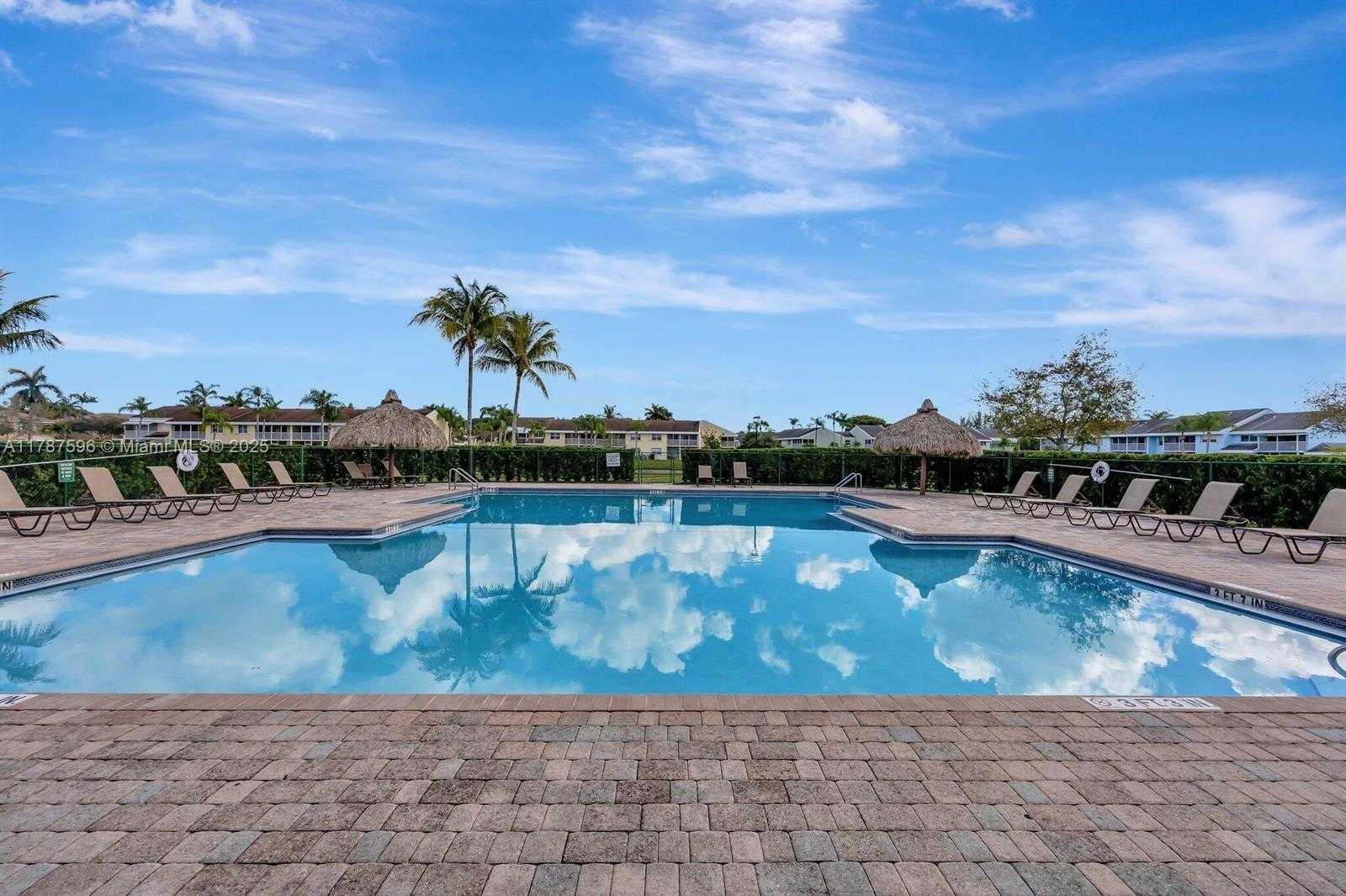 Small Image of 2308 SOUTH EAST 24TH AVE #2308, Homestead Number 32