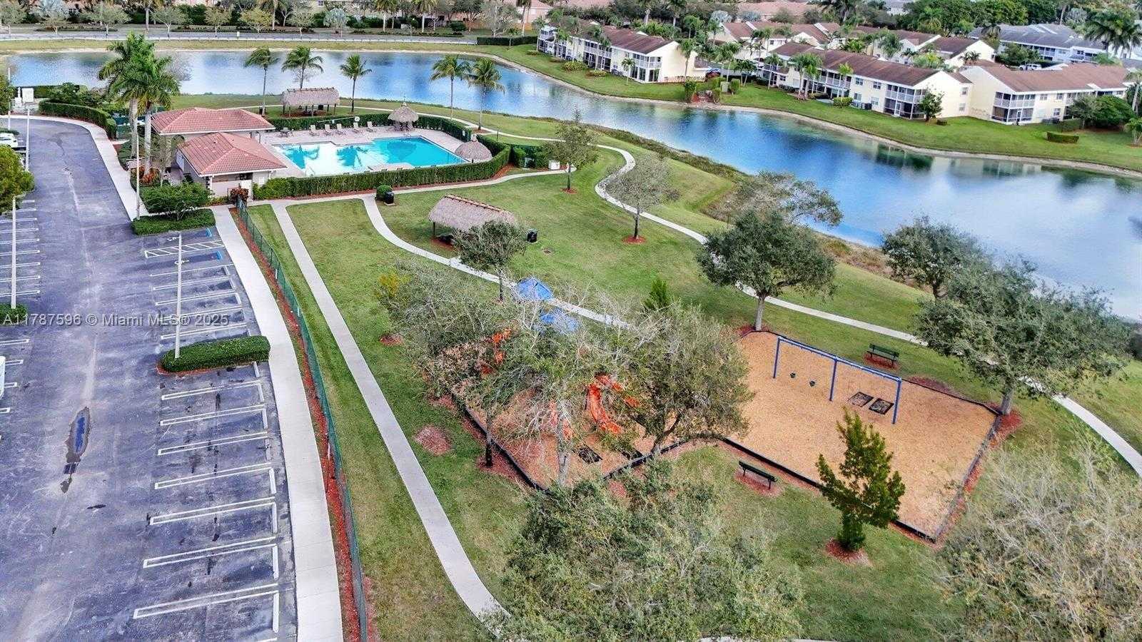 Small Image of 2308 SOUTH EAST 24TH AVE #2308, Homestead Number 35