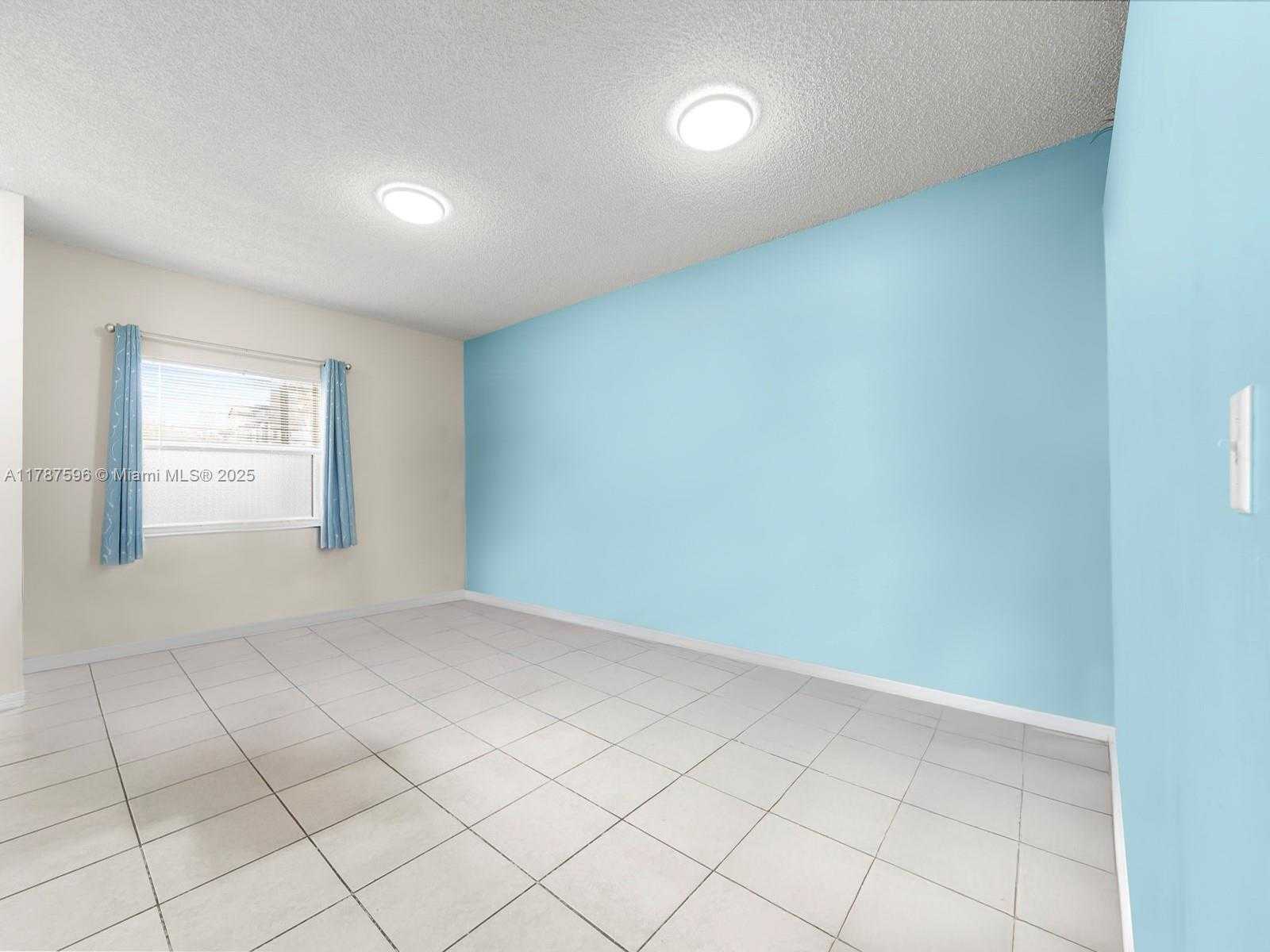 Small Image of 2308 SOUTH EAST 24TH AVE #2308, Homestead Number 4