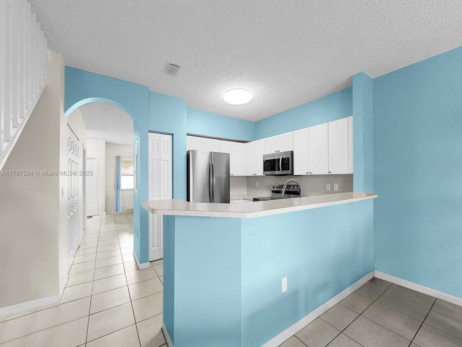 Small Image of 2308 SOUTH EAST 24TH AVE #2308, Homestead Number 9