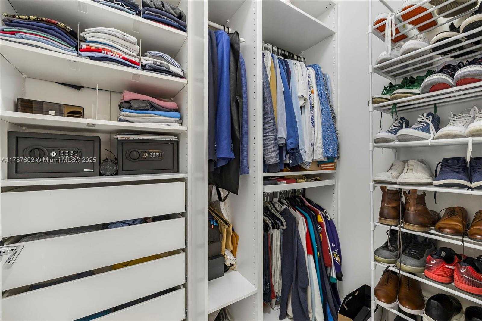 Small Image of 718 VALENCIA AVE #206, Coral Gables Number 43