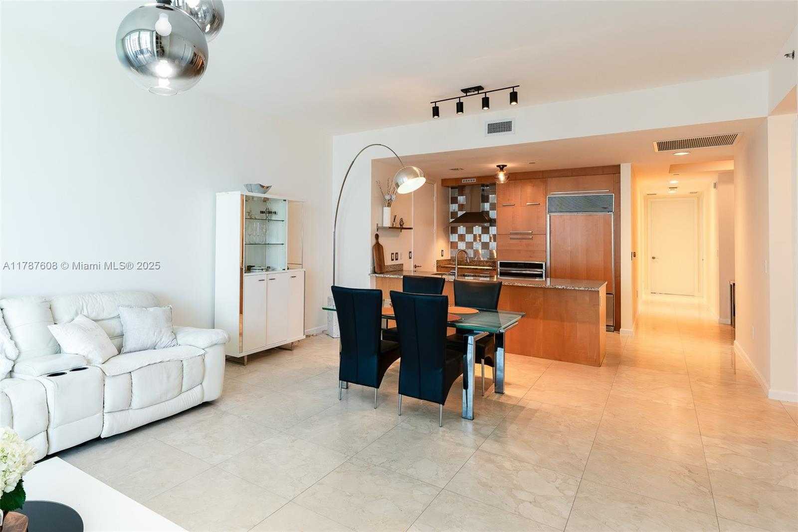 Small Image of 15901 COLLINS AVE #2502, Sunny Isles Beach Number 19