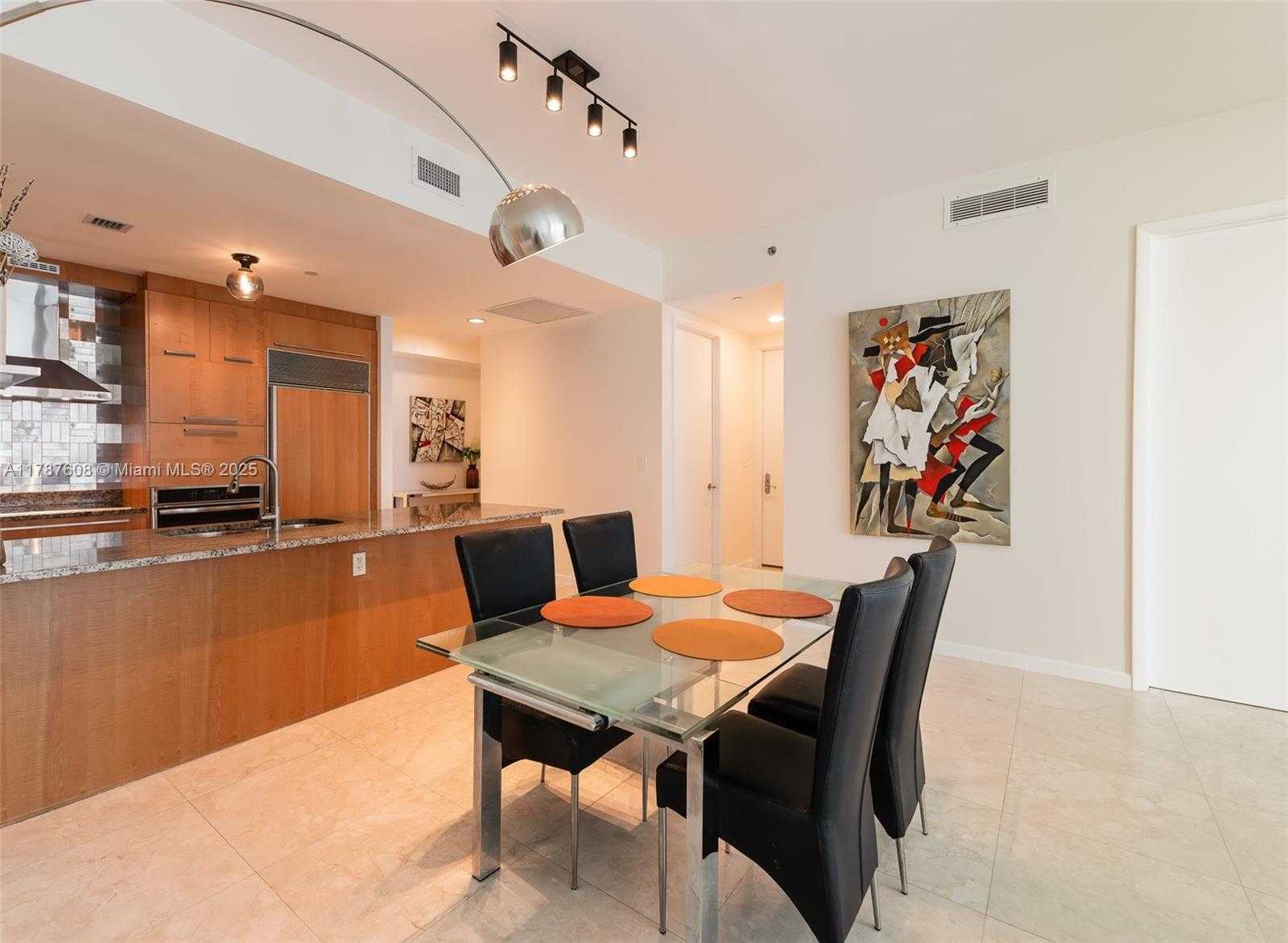 Small Image of 15901 COLLINS AVE #2502, Sunny Isles Beach Number 22