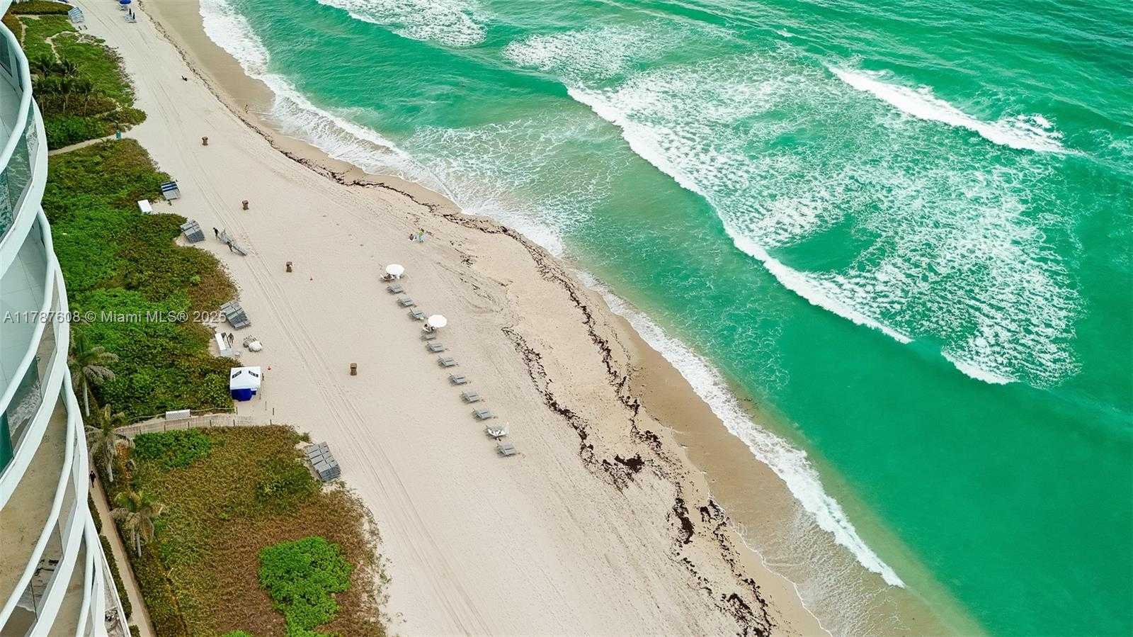 Small Image of 15901 COLLINS AVE #2502, Sunny Isles Beach Number 31