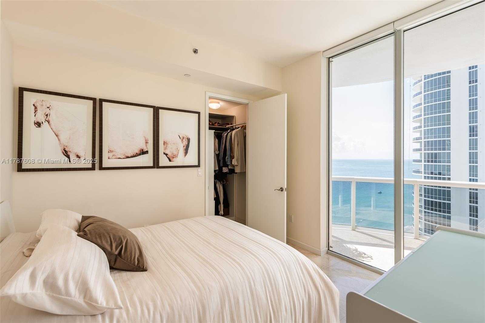 Small Image of 15901 COLLINS AVE #2502, Sunny Isles Beach Number 34