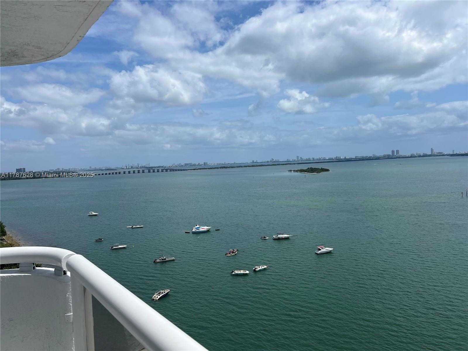 Small Image of 1717 NORTH BAYSHORE DR #A-1734, Miami Number 8
