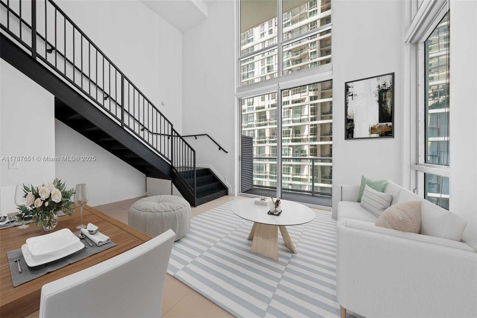 Small Image of 300 SOUTH BISCAYNE BLVD #L-802, Miami Number 13