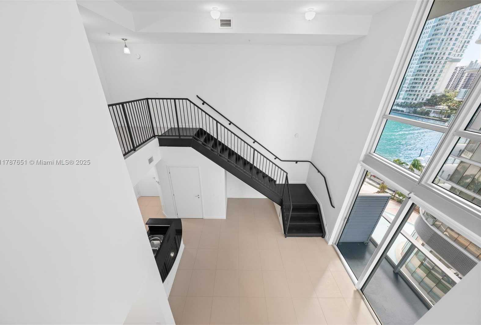 Small Image of 300 SOUTH BISCAYNE BLVD #L-802, Miami Number 21