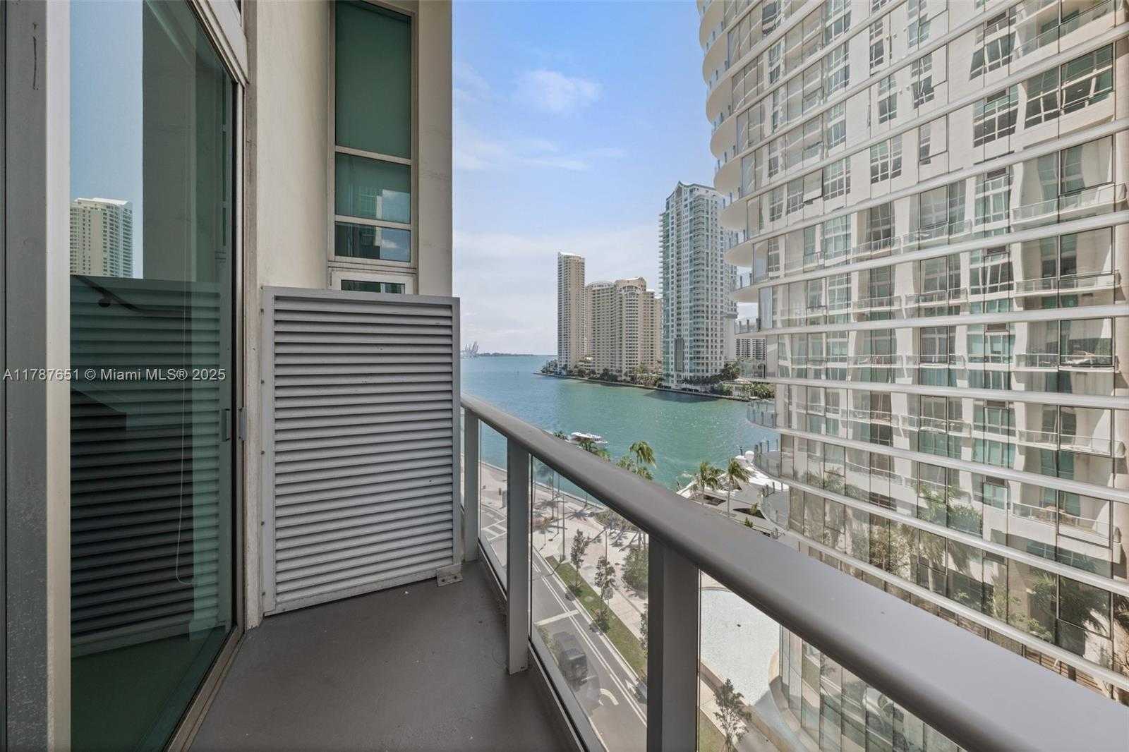 Small Image of 300 SOUTH BISCAYNE BLVD #L-802, Miami Number 36