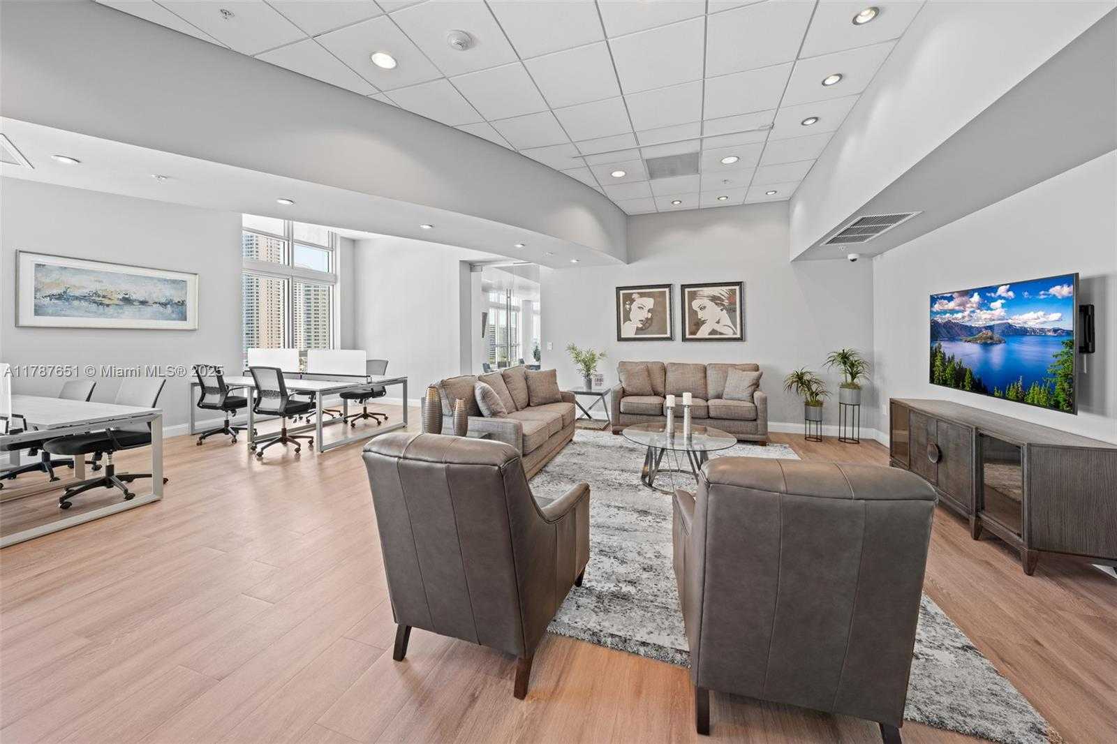 Small Image of 300 SOUTH BISCAYNE BLVD #L-802, Miami Number 41