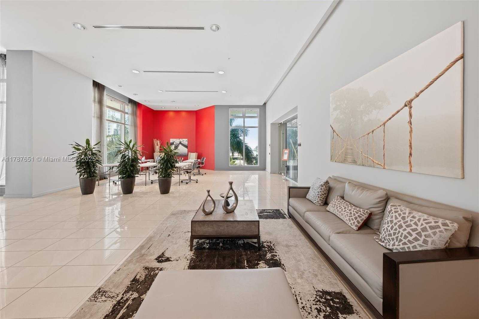 Small Image of 300 SOUTH BISCAYNE BLVD #L-802, Miami Number 58
