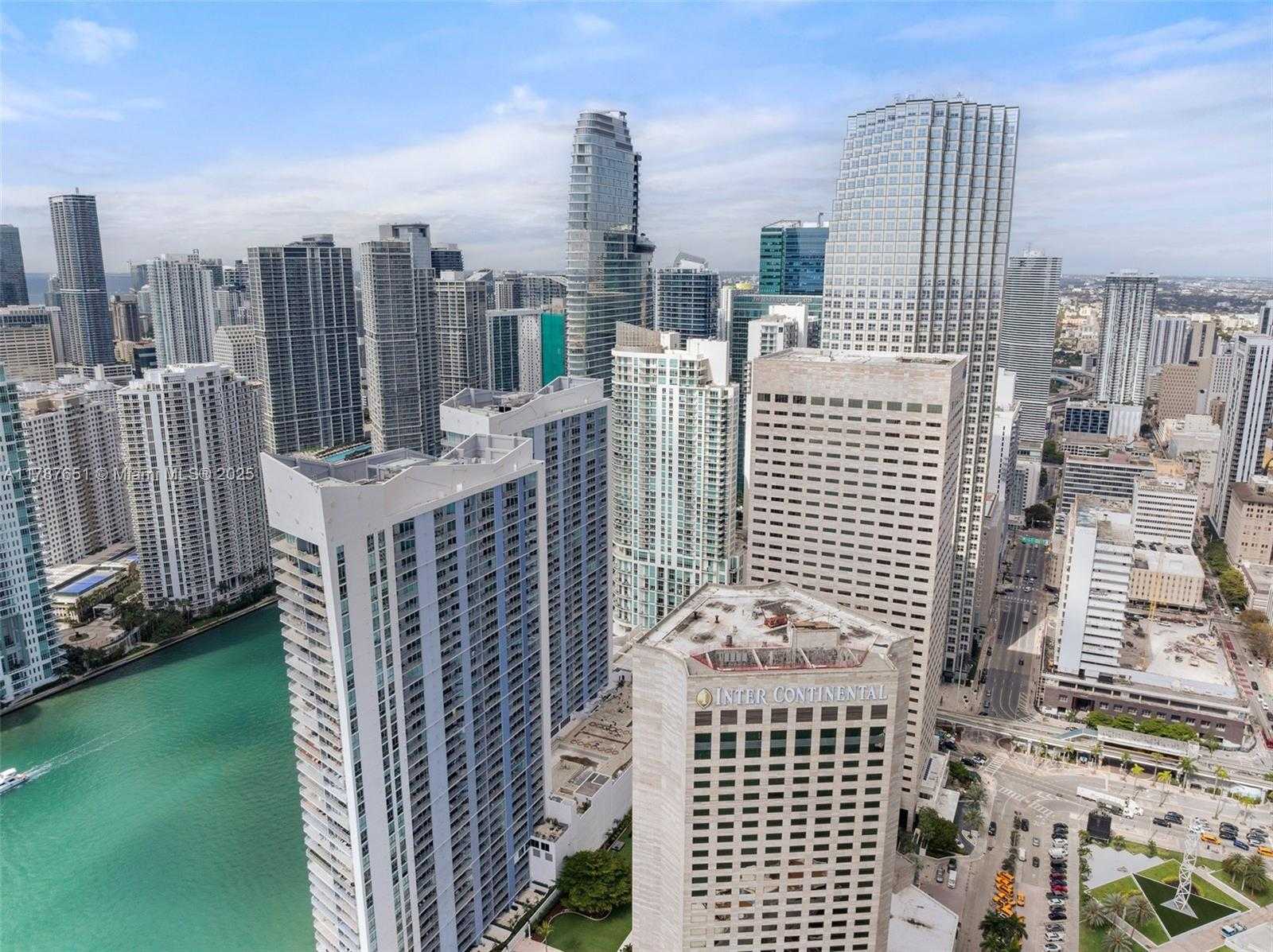 Small Image of 300 SOUTH BISCAYNE BLVD #L-802, Miami Number 6